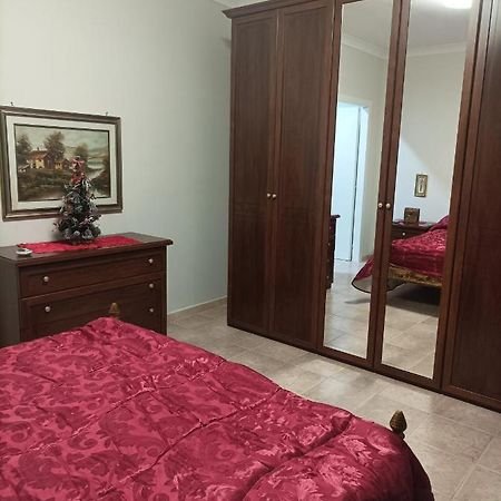 Hotel Casa Di Raffaella Torre Annunziata Esterno foto