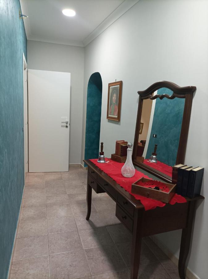 Hotel Casa Di Raffaella Torre Annunziata Esterno foto