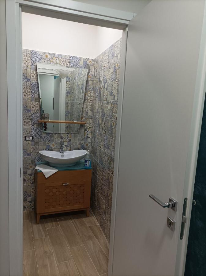 Hotel Casa Di Raffaella Torre Annunziata Esterno foto